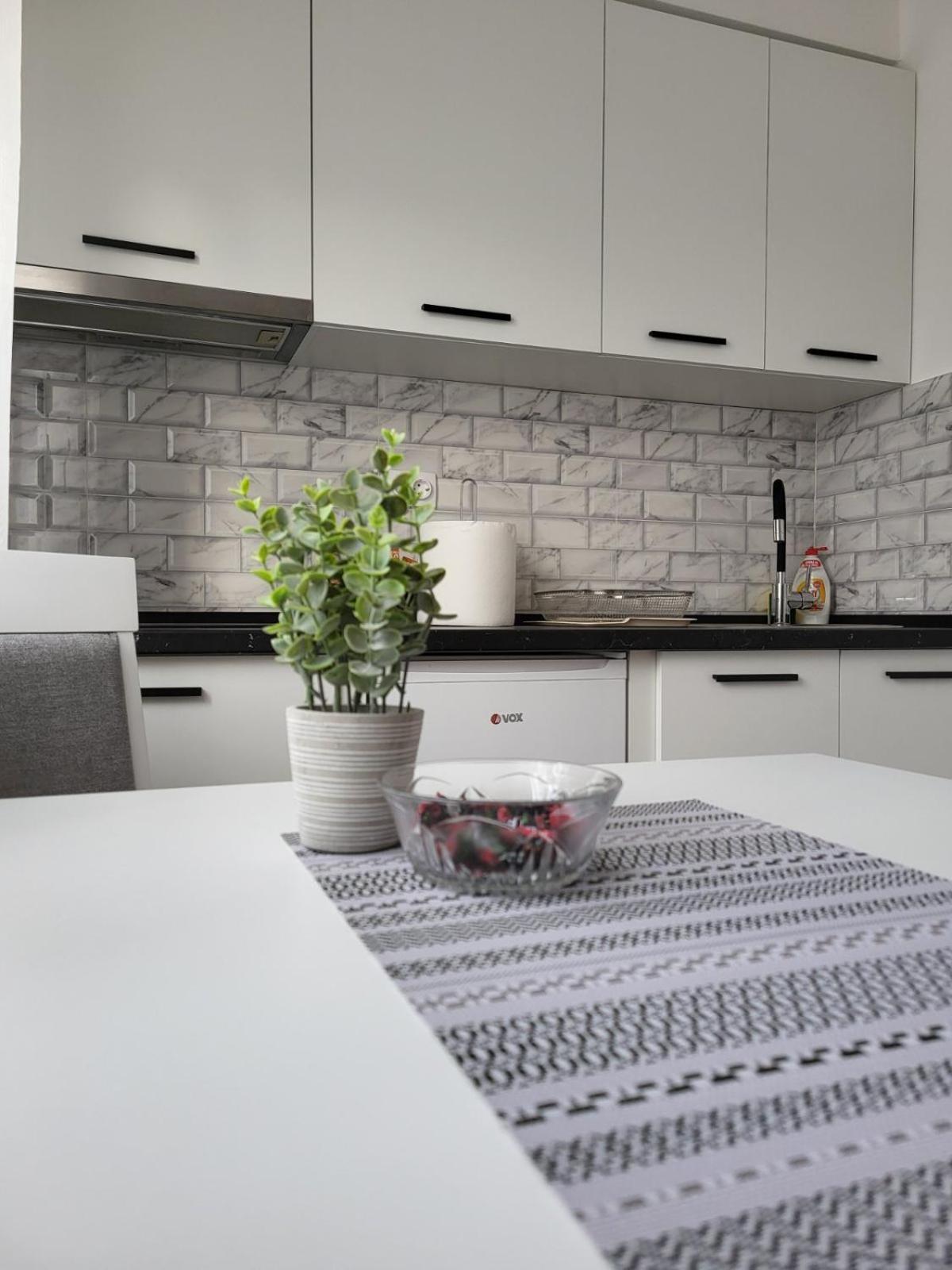 Sleep & Go Apartment Surčin Exterior foto