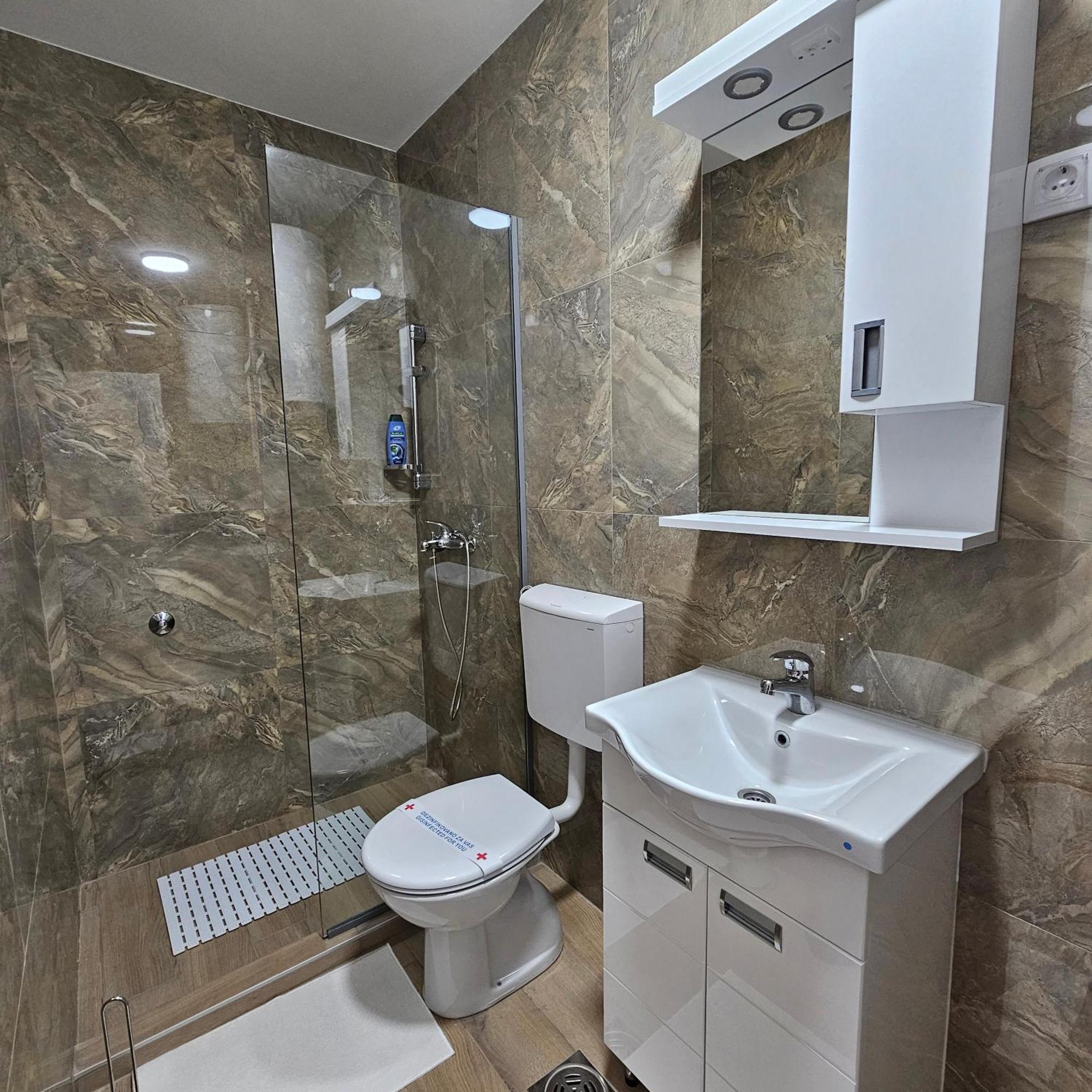 Sleep & Go Apartment Surčin Exterior foto